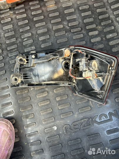 Фонарь задний левый skoda rapid 2