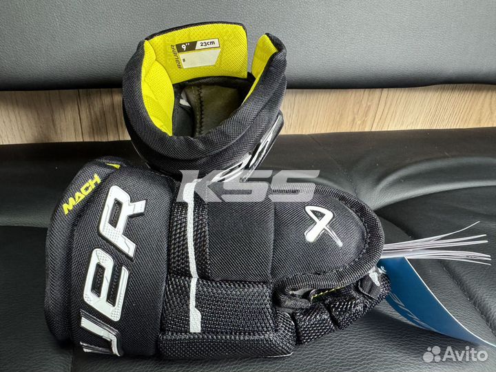 Хоккейные краги Bauer Supreme Mach Black-White