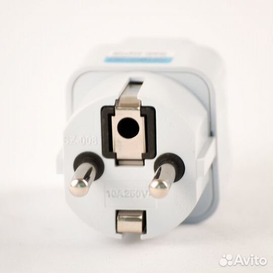 Переходник на евро розетку (AU/US/UK-EU)