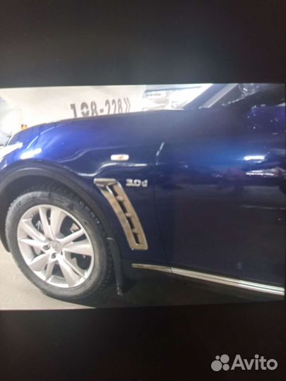 Infiniti QX70 3.0 AT, 2016, 84 500 км