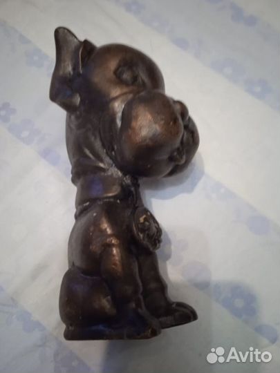 Собака-бульдог