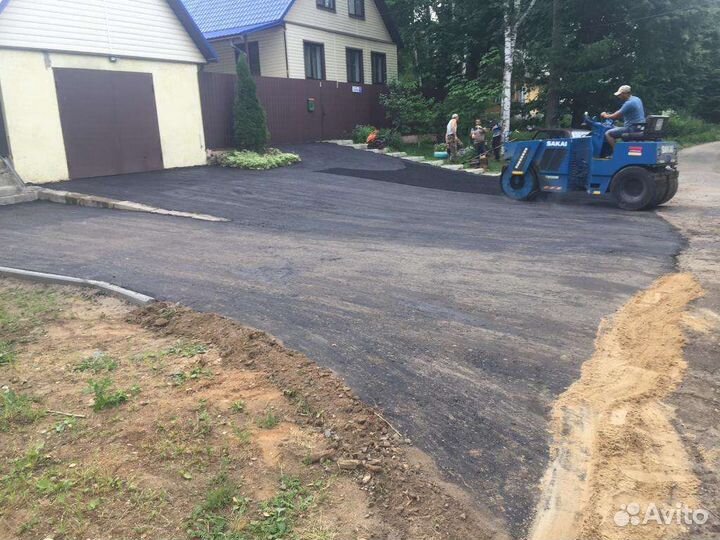 Укладка асфальта крошка