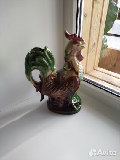 Статуэтка петух