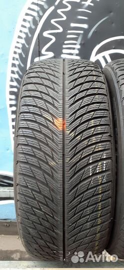 Michelin Pilot Alpin PA5 245/45 R19