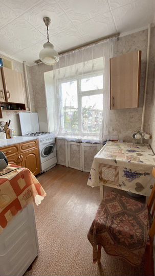 3-к. квартира, 50 м², 4/5 эт.
