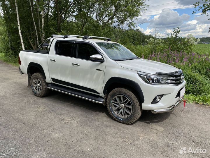 Дуги безопасности Toyota Hilux