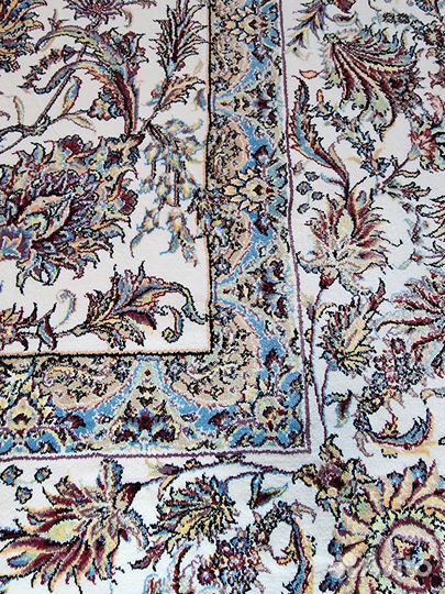 Ковер персидский новый