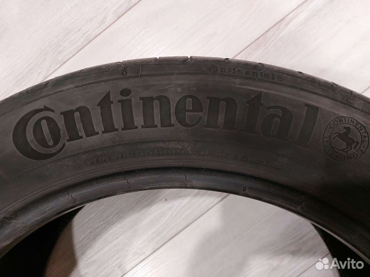 Continental ContiPremiumContact 5 215/55 R17