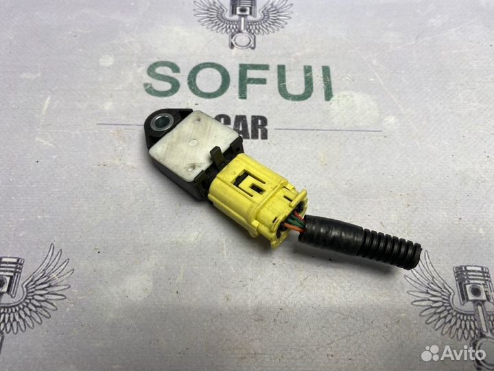 Датчик удара (AirBag) Lexus Is 250