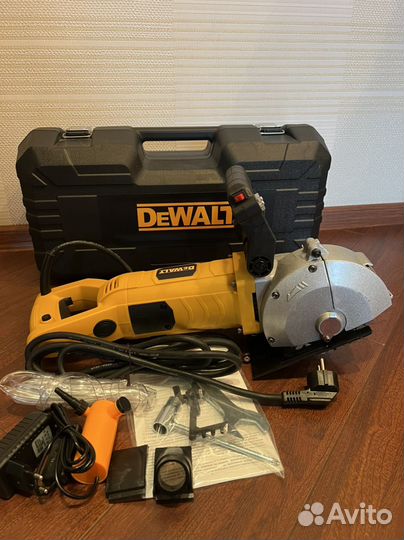 Штроборез (бороздодел) dewalt 2700W