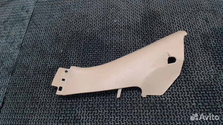 Обшивка стойки Porsche Cayenne, 2012