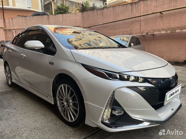 Toyota Prius PHV 1.8 CVT, 2017, 68 120 км