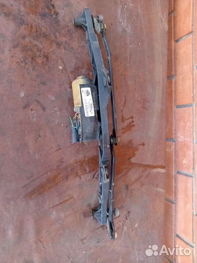 Тропеция дворников на джип гранд чероки 5.2 л