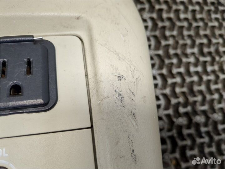 Пластик центральной консоли Infiniti QX60, 2015