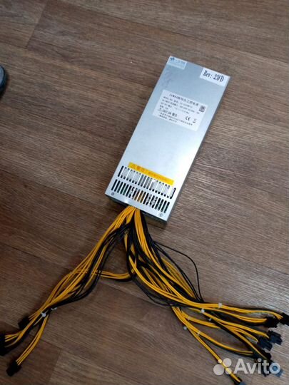 Блок питания zumax 2600w