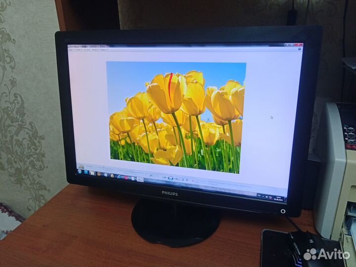 Монитор Philips