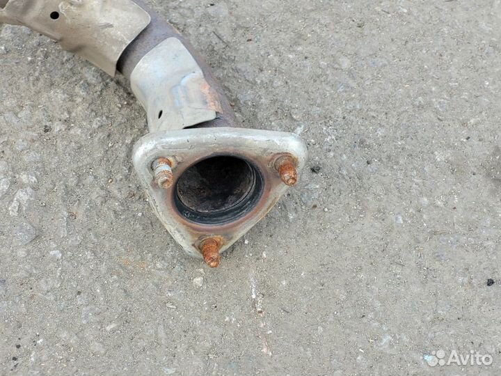 Труба глушителя на Honda Civic 4D