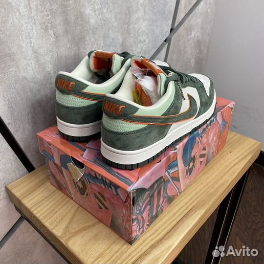 Nike SB Dunk Low x Otomo Katsuhiro Green-White