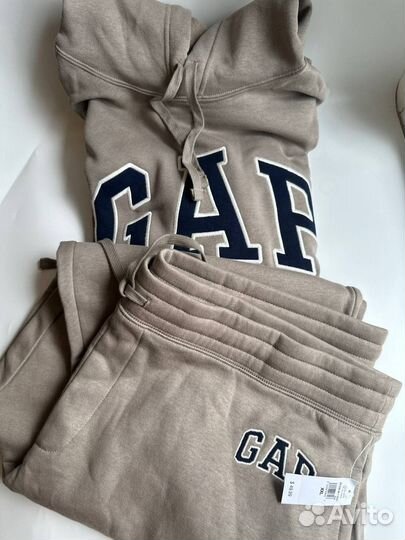 Спортивный костюм Gap