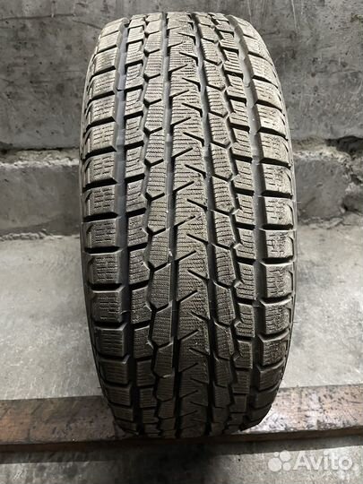 Yokohama Ice Guard G075 235/60 R16