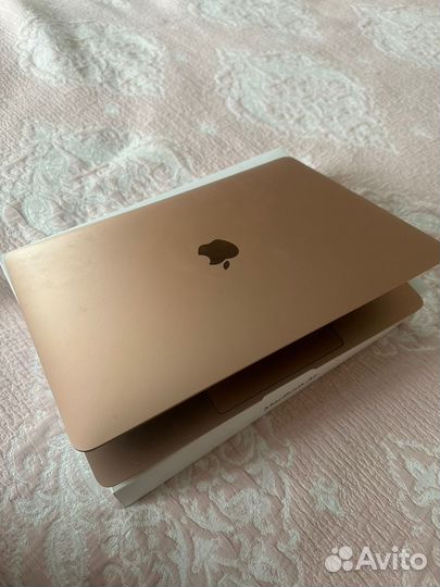 Apple MacBook Pro 13 2020 m1 8gb 256