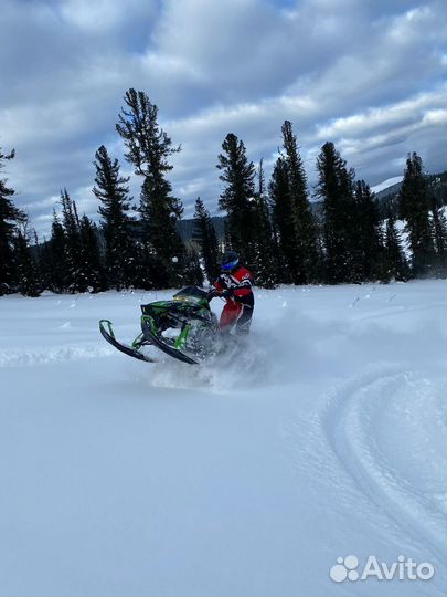 Arctic cat m 8000