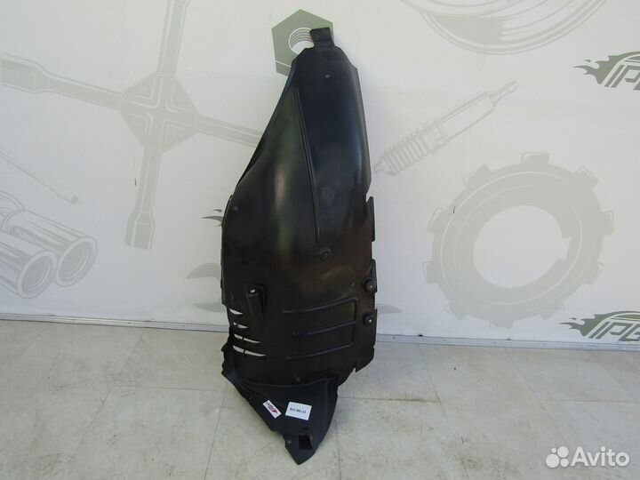 Подкрылок передний Mercedes W221 A2216900730