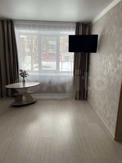 2-к. квартира, 46 м², 1/4 эт.