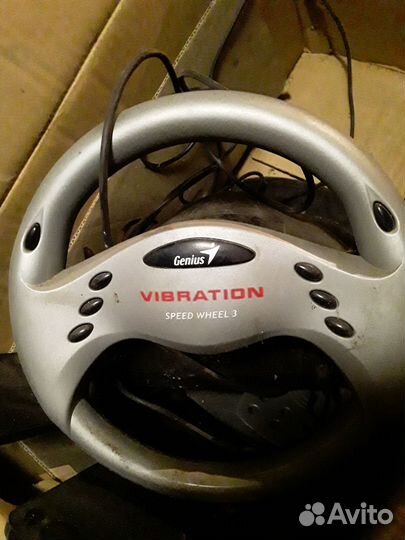 Игровой руль с педалями, джойстики