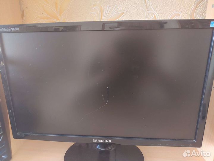 Монитор Samsung SyncMaster SA300