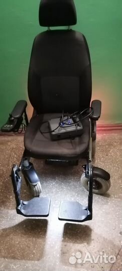 Инвалидная коляска с электроприводом Ottobock500