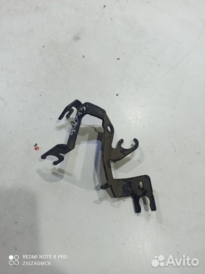 Кронштейн(крепление) тормозного шланга передний пр