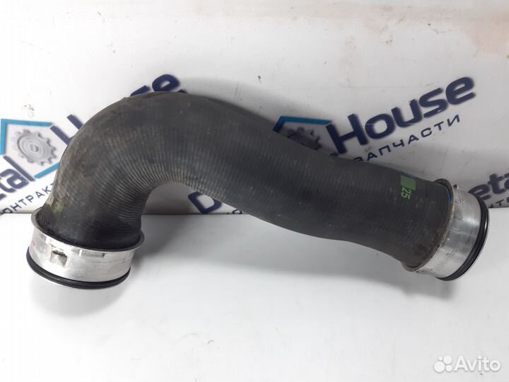 Патрубок интеркулера Volkswagen Jetta 5 2.0TDI BKD