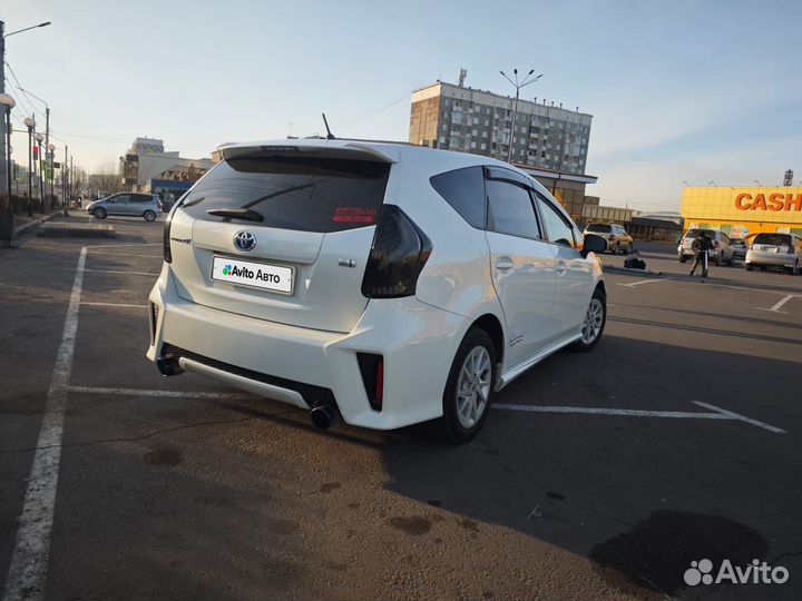 Toyota Prius Alpha 1.8 CVT, 2014, 161 000 км