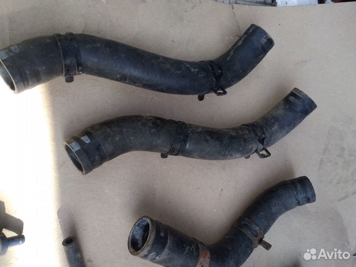 Hyundai Solaris патрубок охлаждения