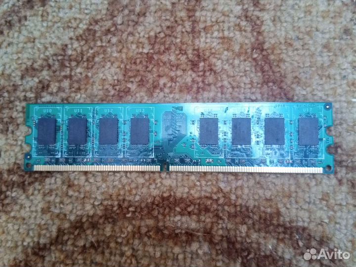 Оперативная память DDR l-800 CL5