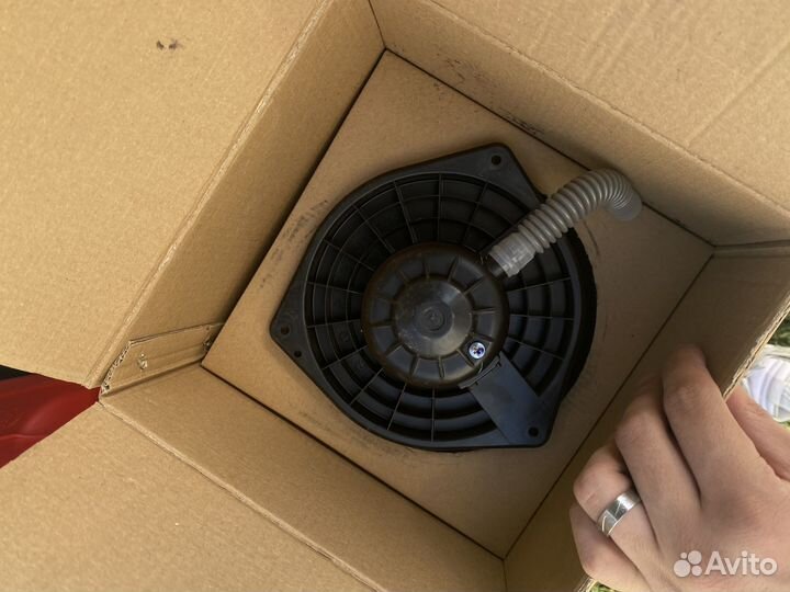 Моторчик печки на lancer 10