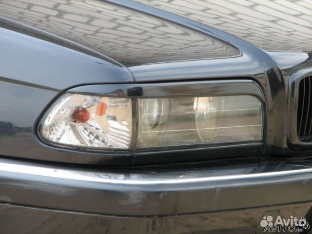 Реснички (накладки) на фары BMW E38 (верхние)