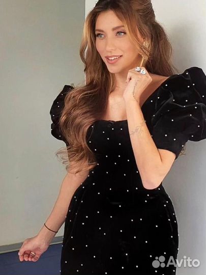 Бархатное платье