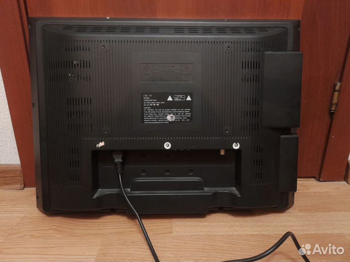 Телевизор LG 24