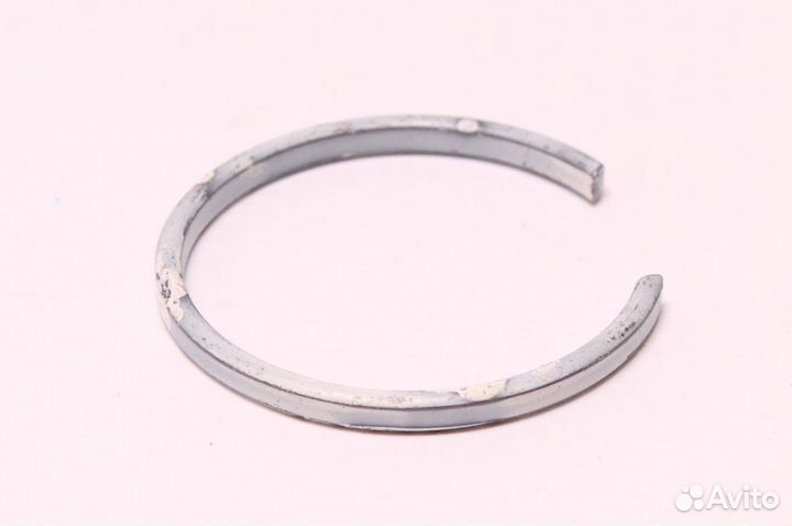 Стопорное кольцо, левое