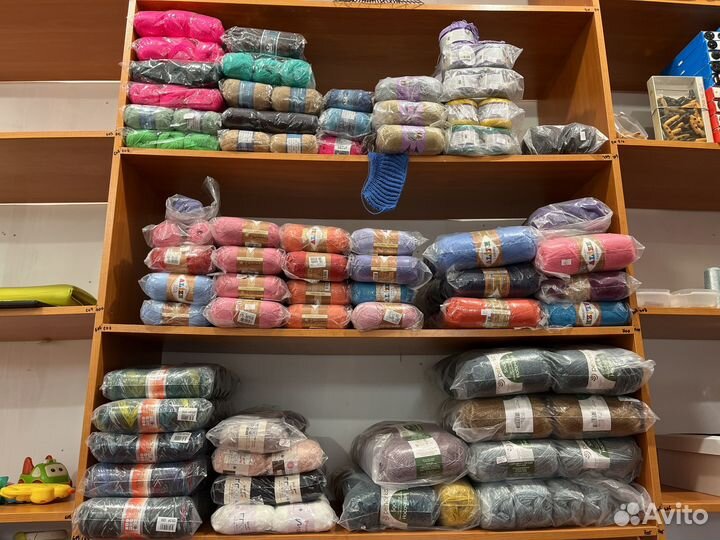 Продаю остатки товаров для рукоделия