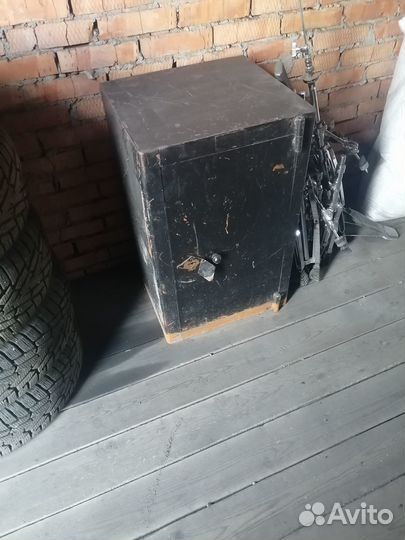 Продам сейф