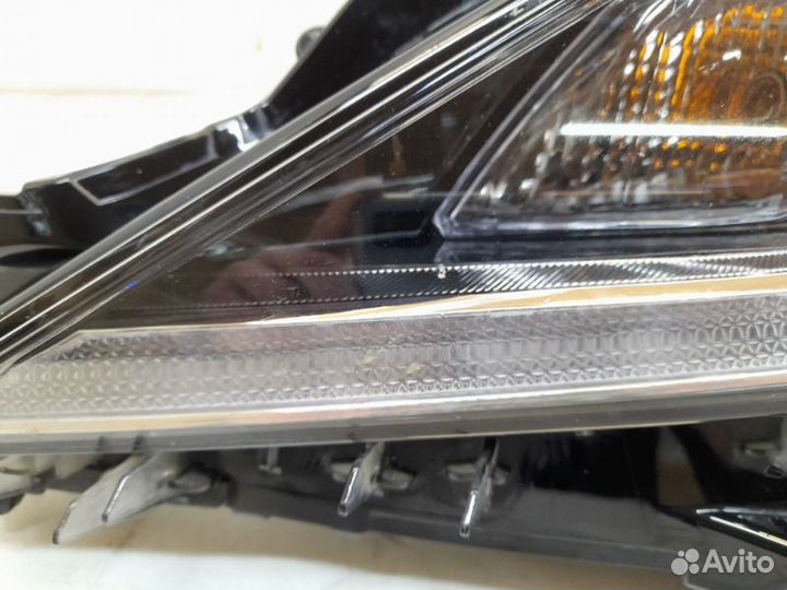 Фара левая Toyota Camry 70 2017-2021