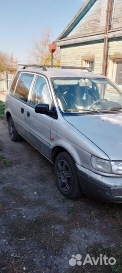Mitsubishi Space Runner 1.8 МТ, 1995, 48 363 км