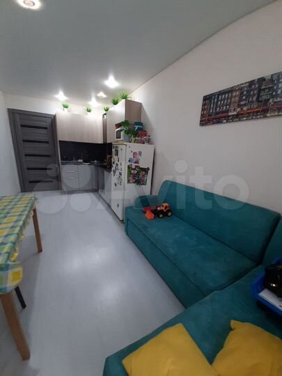 2-к. квартира, 63 м², 3/6 эт.