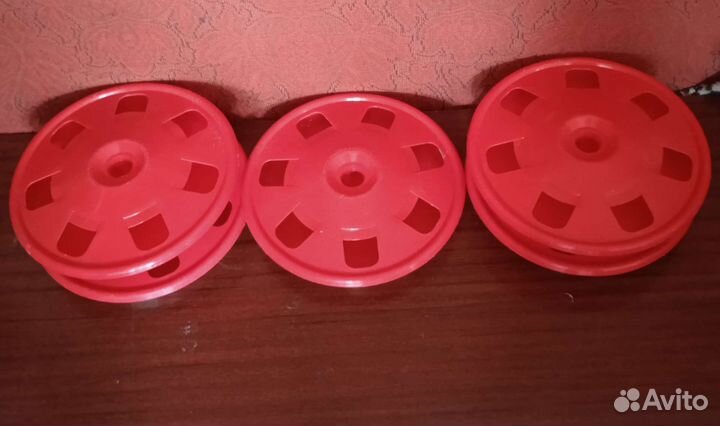 Поилка под бутылку для домашней птицы