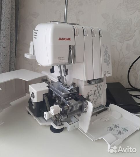 Оверлок janome samurai 1000