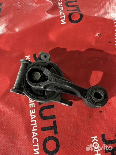 Подушка двигателя задняя Nissan Teana J32