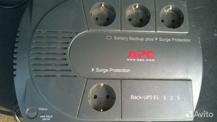Источник бесперебойного питания APC back-UPS 525 н